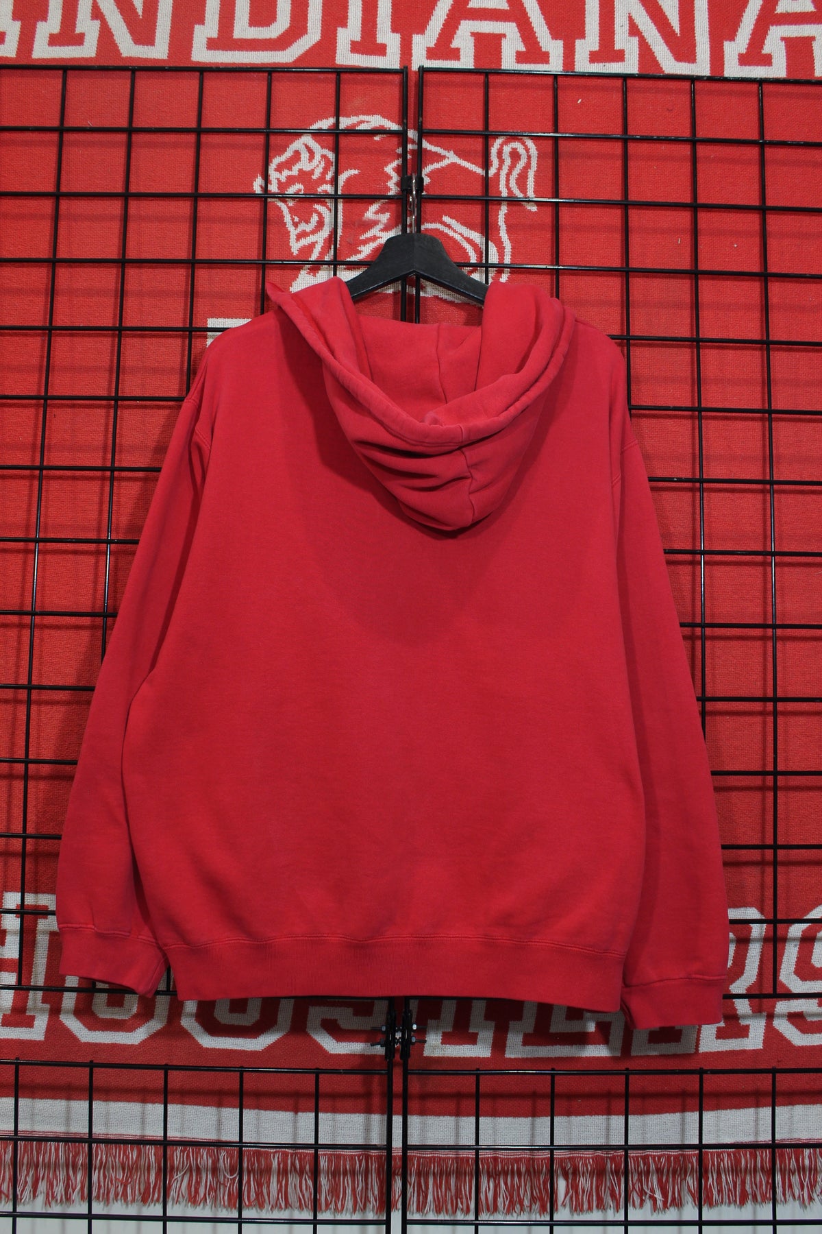iu1026045b.jpg