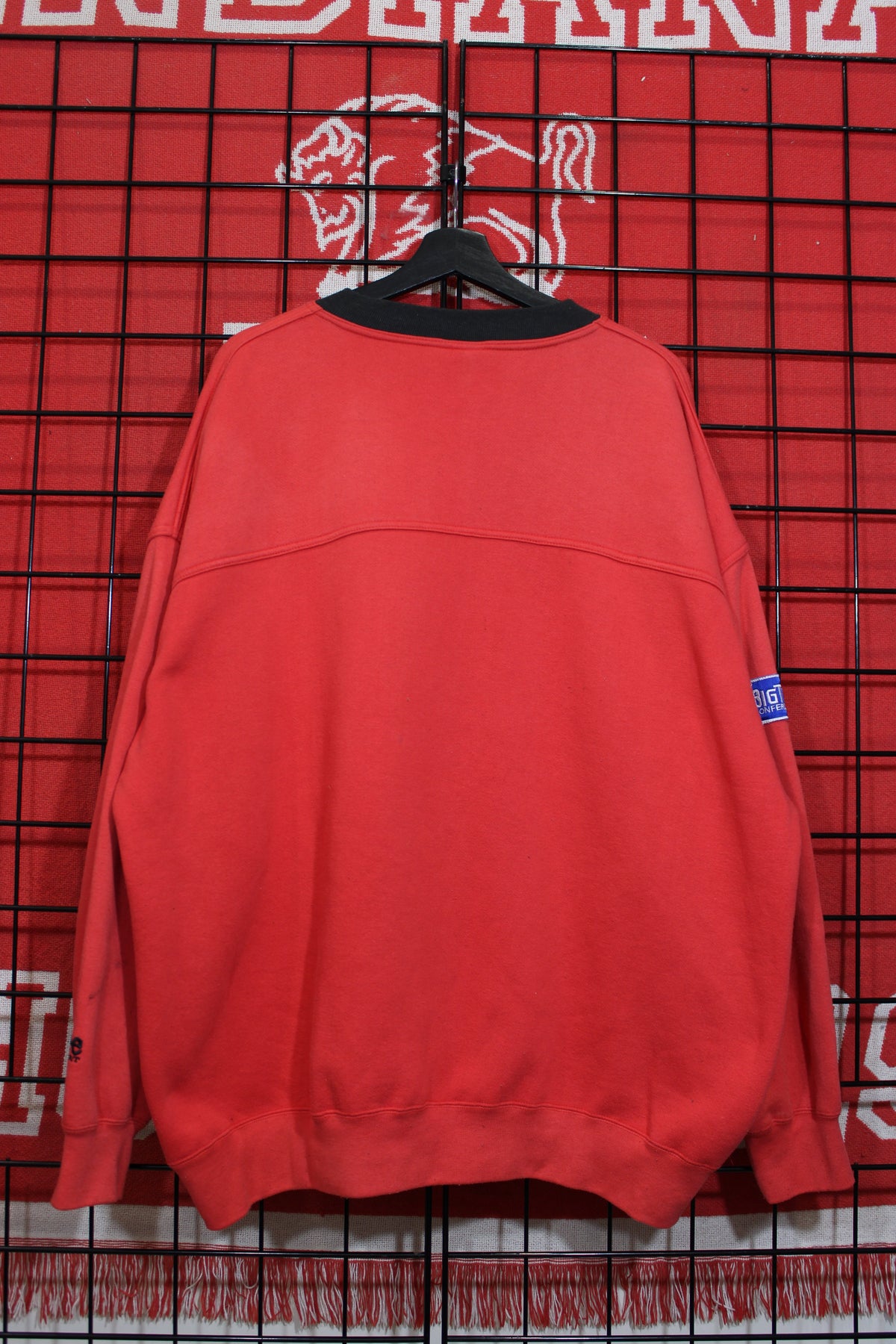 iu1026145b.jpg