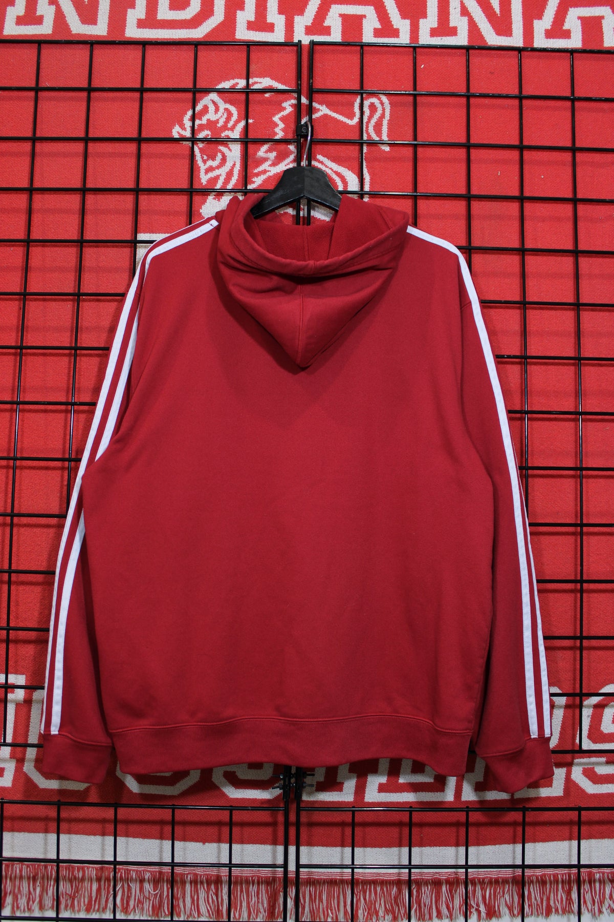 iu1026243b.jpg