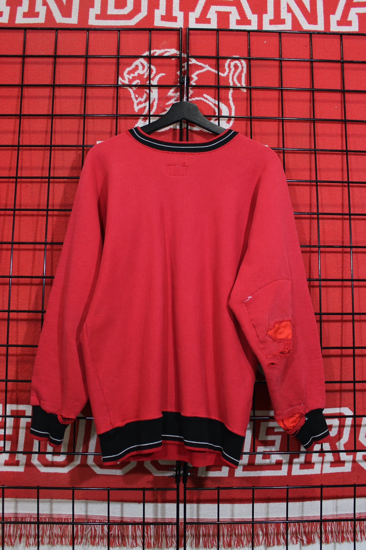 iu1026443b.jpg