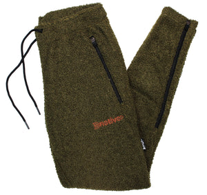 sherpa soccer sweats in army green