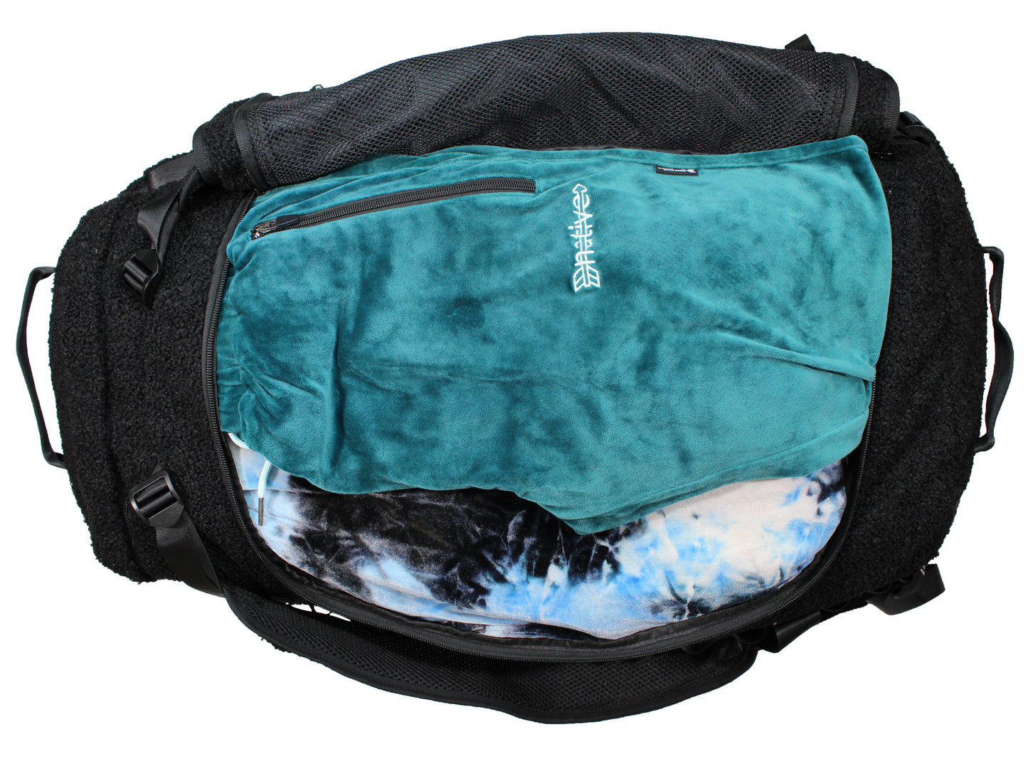 sherpa duffle backpack in black